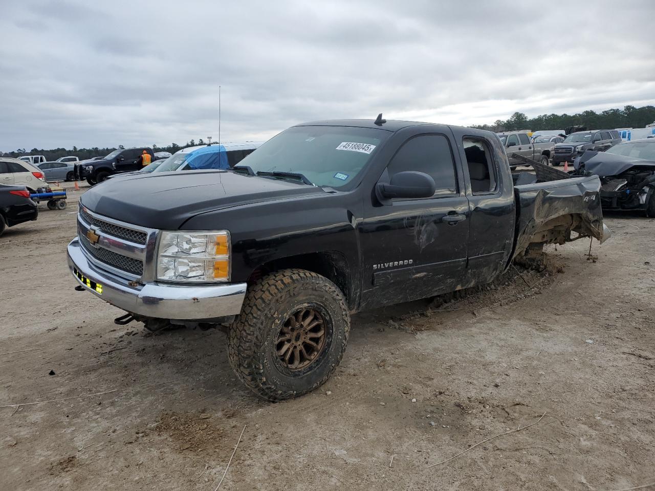 CHEVROLET SILVERADO 2013