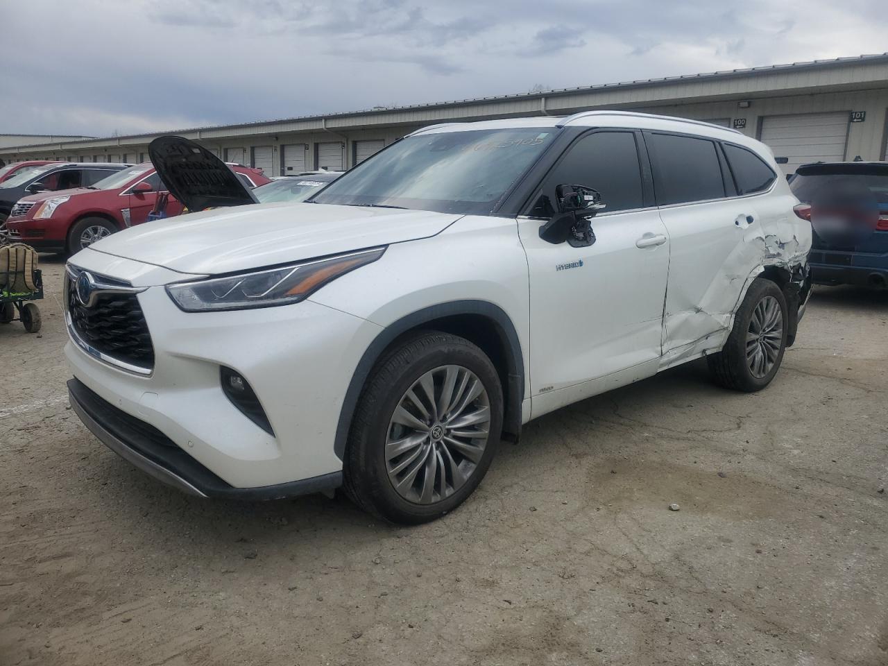 TOYOTA HIGHLANDER 2021
