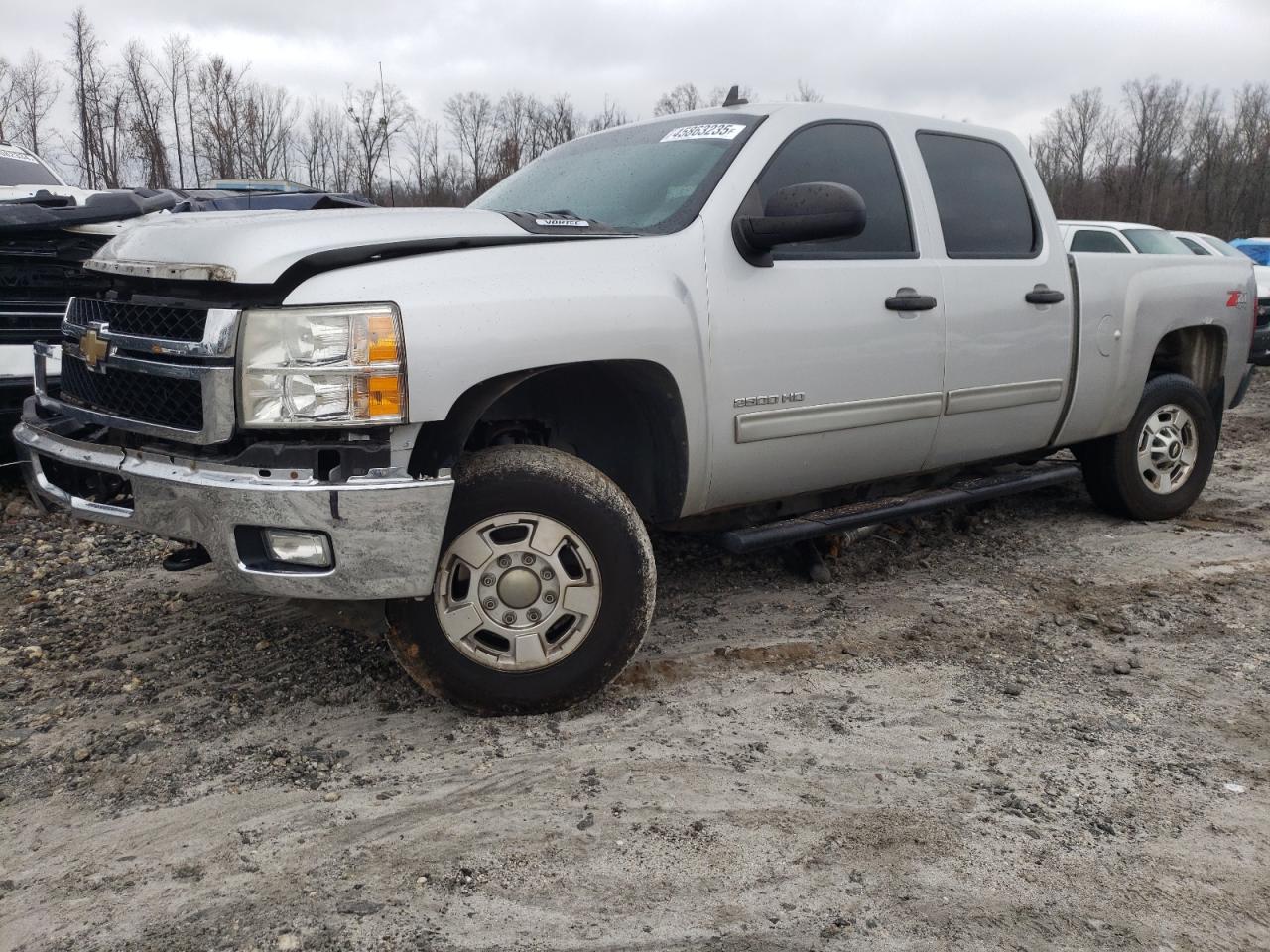 CHEVROLET SILVERADO 2011