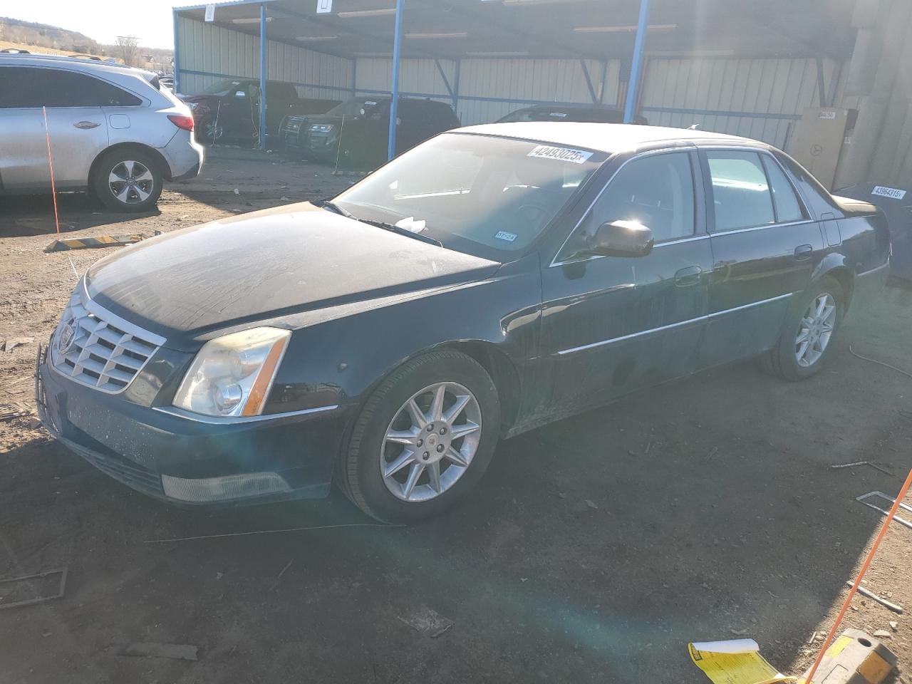 CADILLAC DTS LUXURY 2011