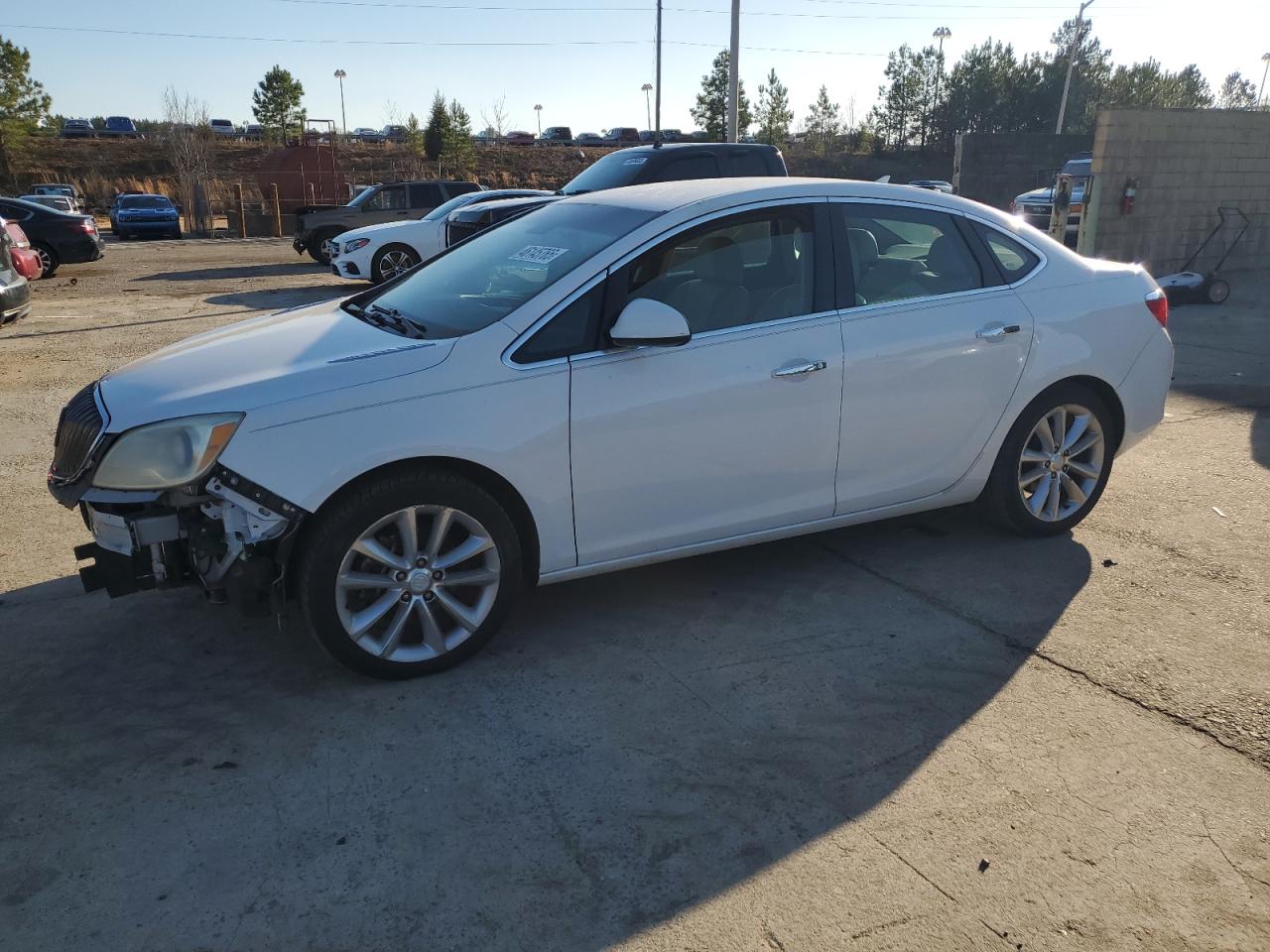 BUICK VERANO 2012
