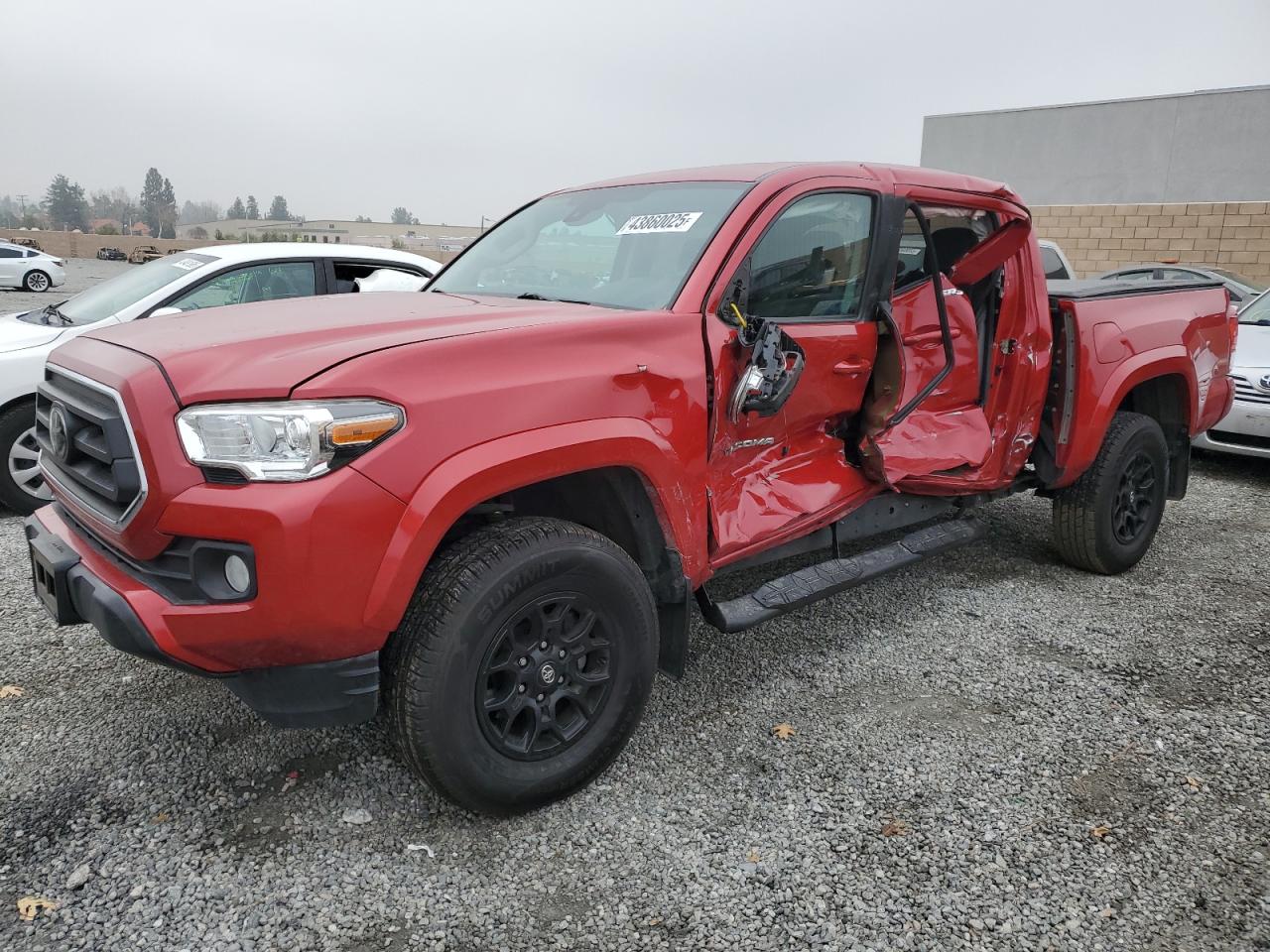 TOYOTA TACOMA DOU 2021