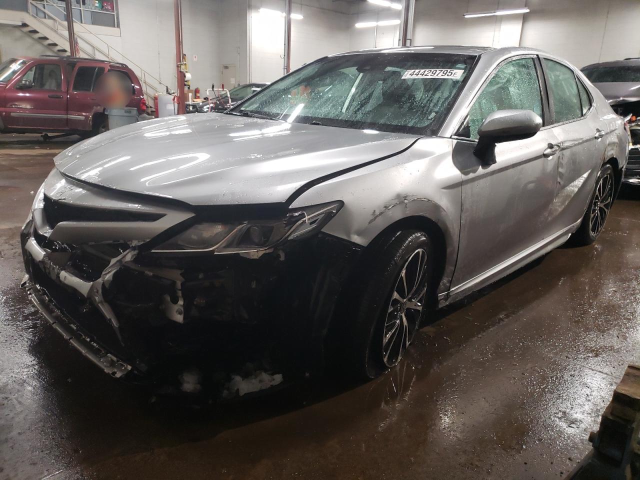 TOYOTA CAMRY L 2019