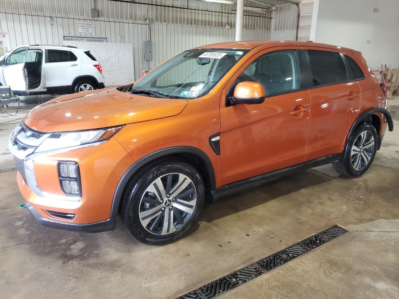 MITSUBISHI OUTLANDER 2024