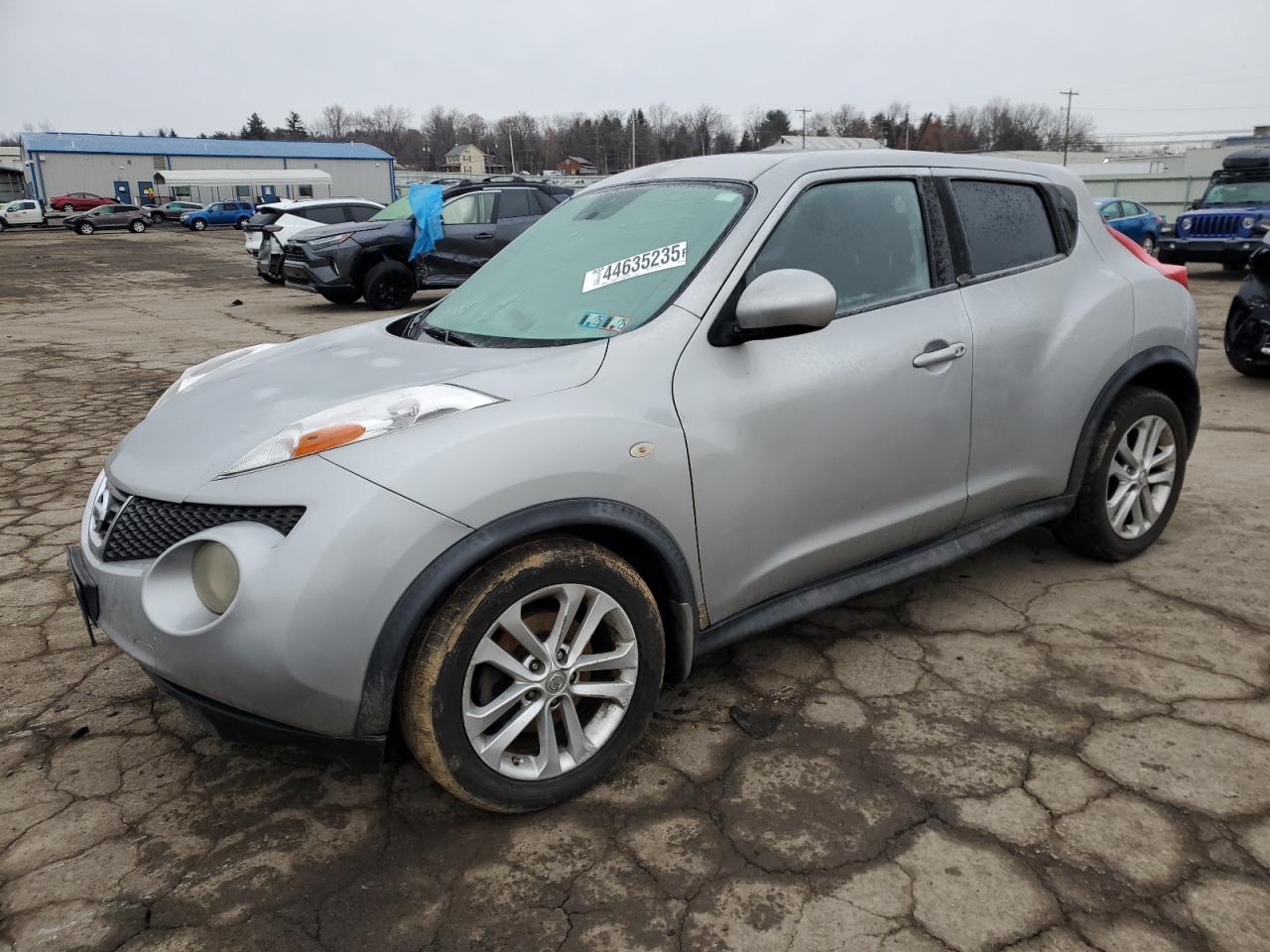 NISSAN JUKE S 2011