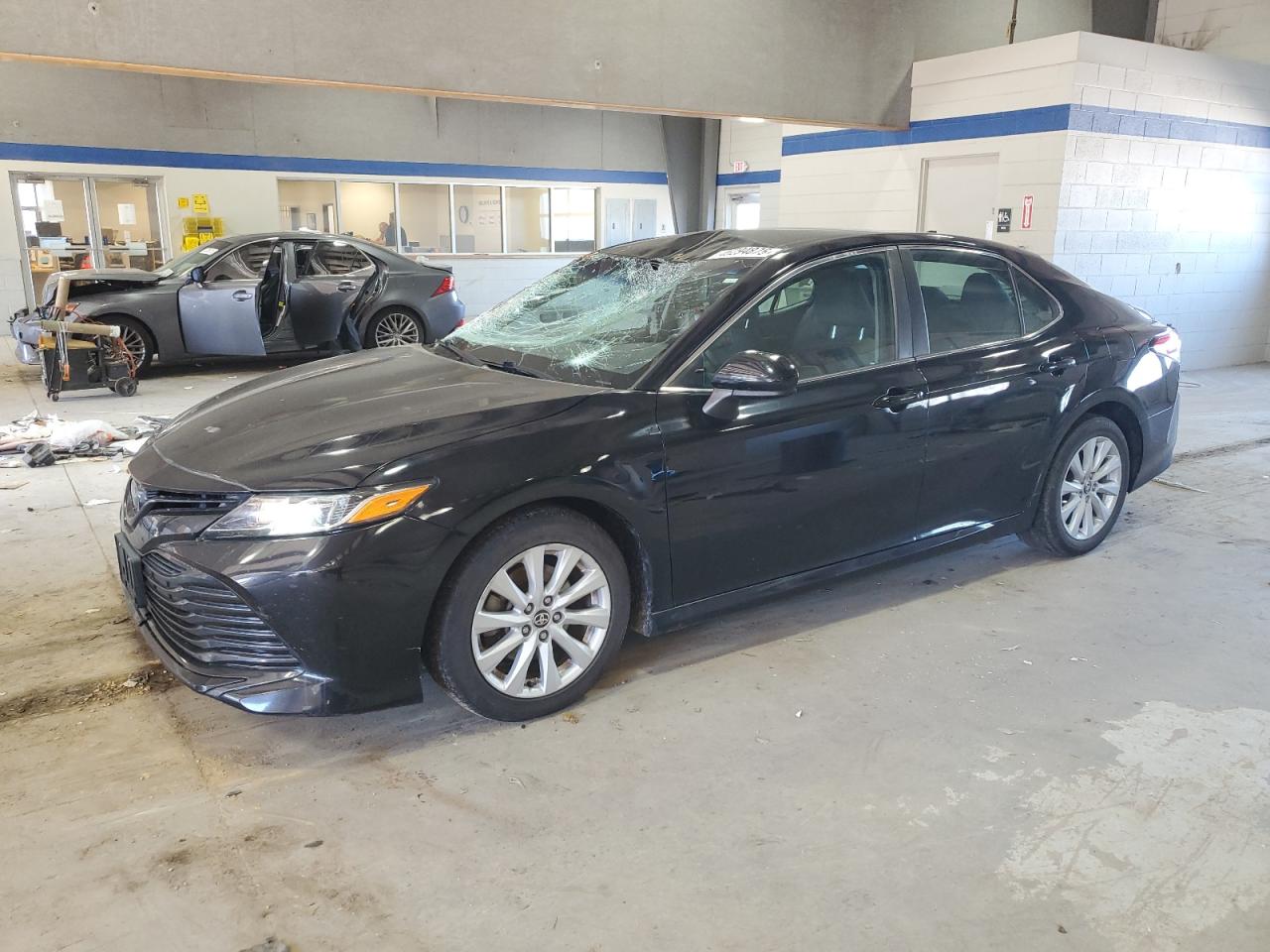 TOYOTA CAMRY LE 2020