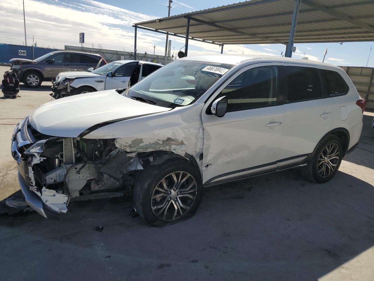 MITSUBISHI OUTLANDER 2017