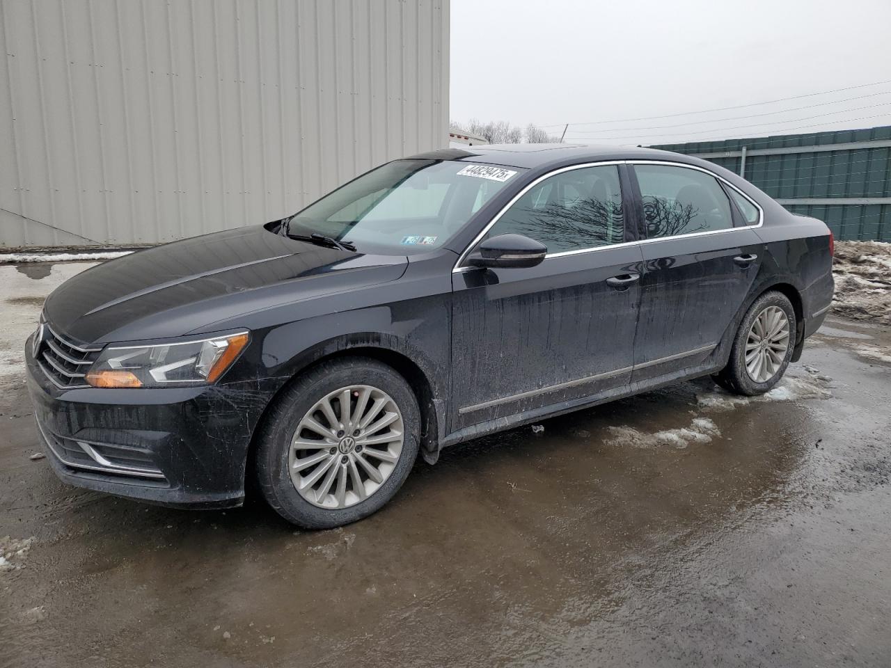 VOLKSWAGEN PASSAT SE 2016