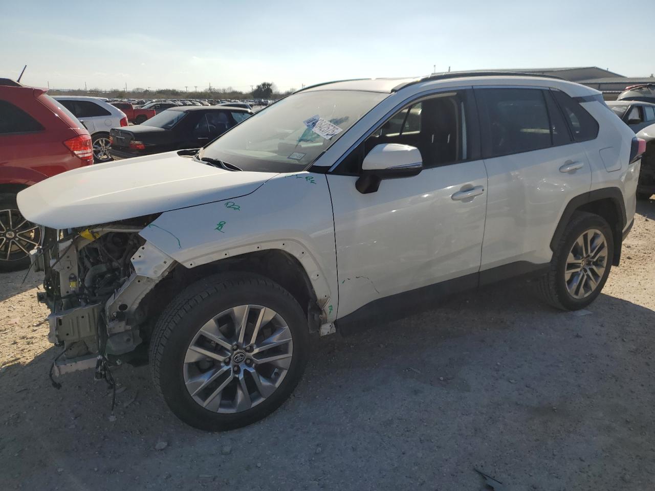 TOYOTA RAV4 XLE P 2022