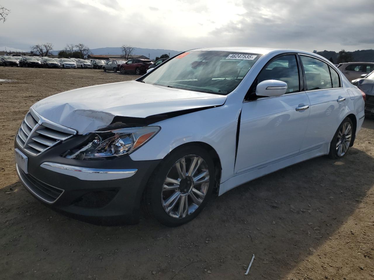 HYUNDAI GENESIS 3. 2014