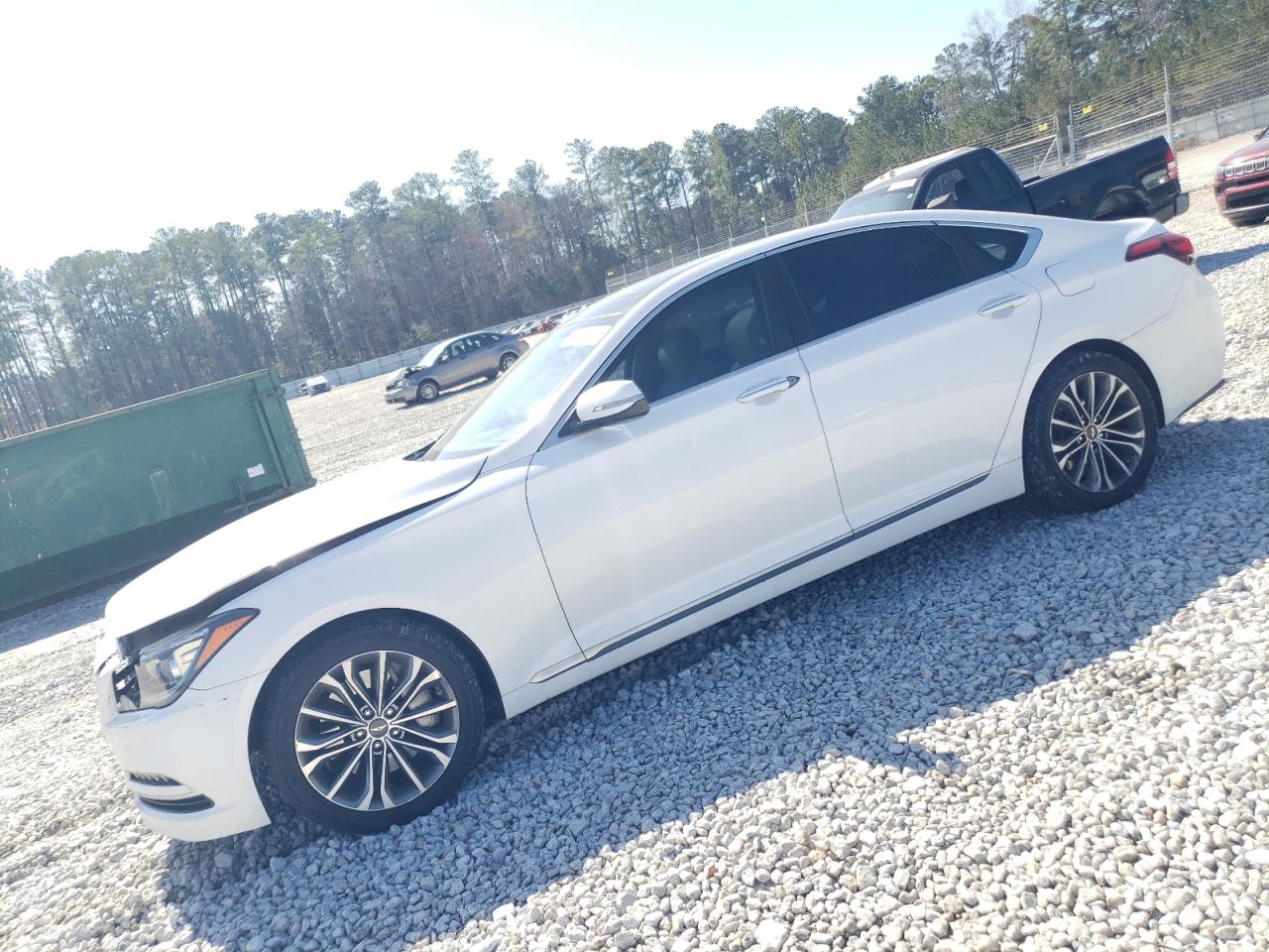 HYUNDAI GENESIS 3. 2015