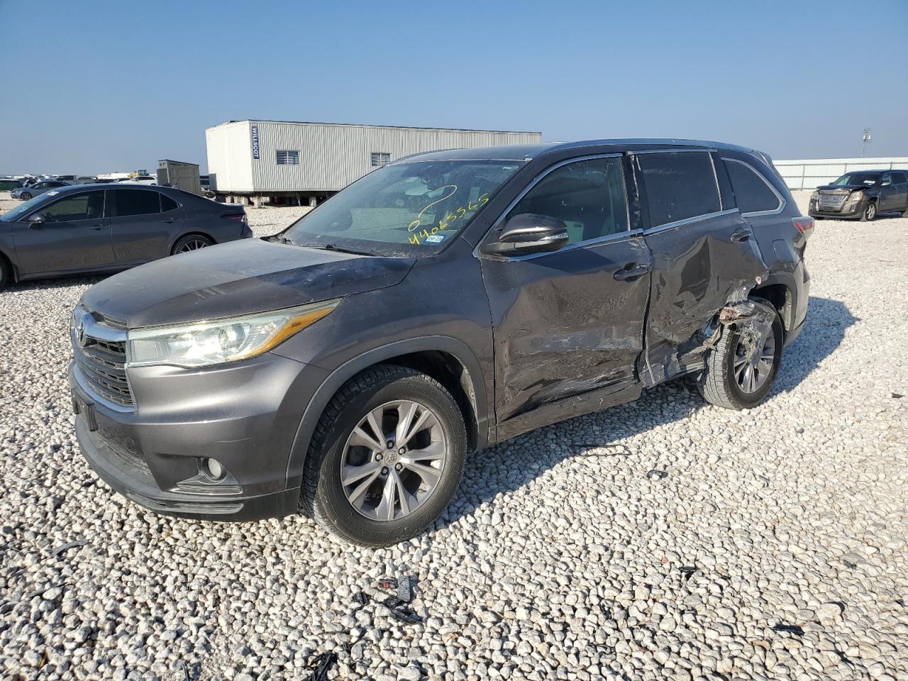 TOYOTA HIGHLANDER 2015