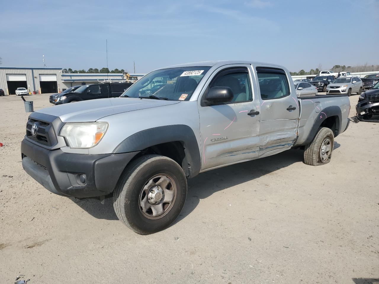 TOYOTA TACOMA DOU 2013