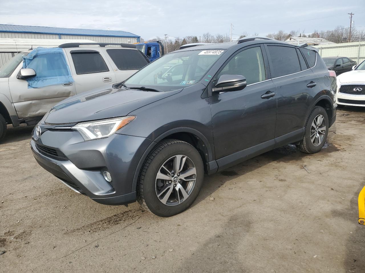 TOYOTA RAV4 XLE 2016