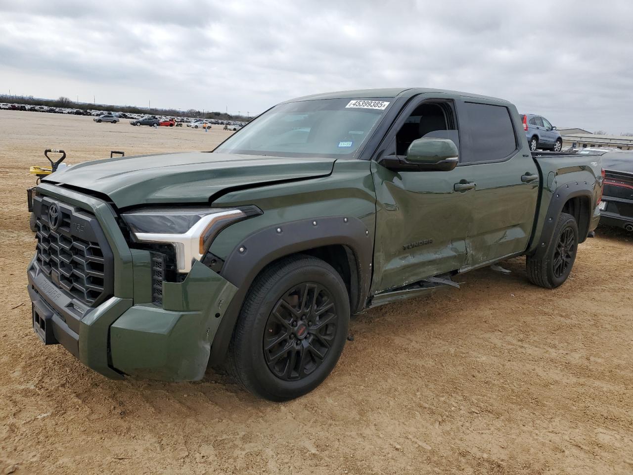 TOYOTA TUNDRA CRE 2023