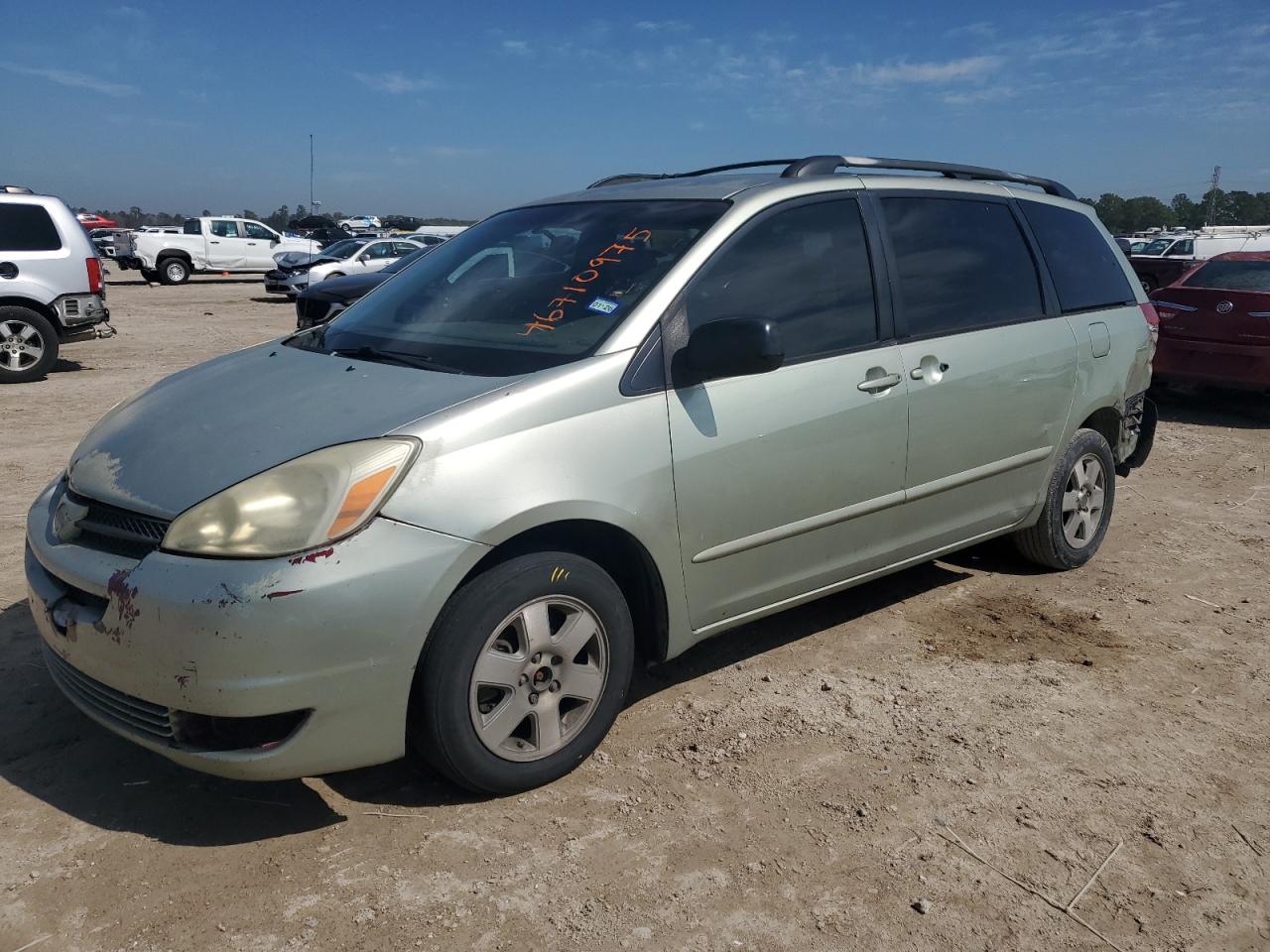 TOYOTA SIENNA CE 2006