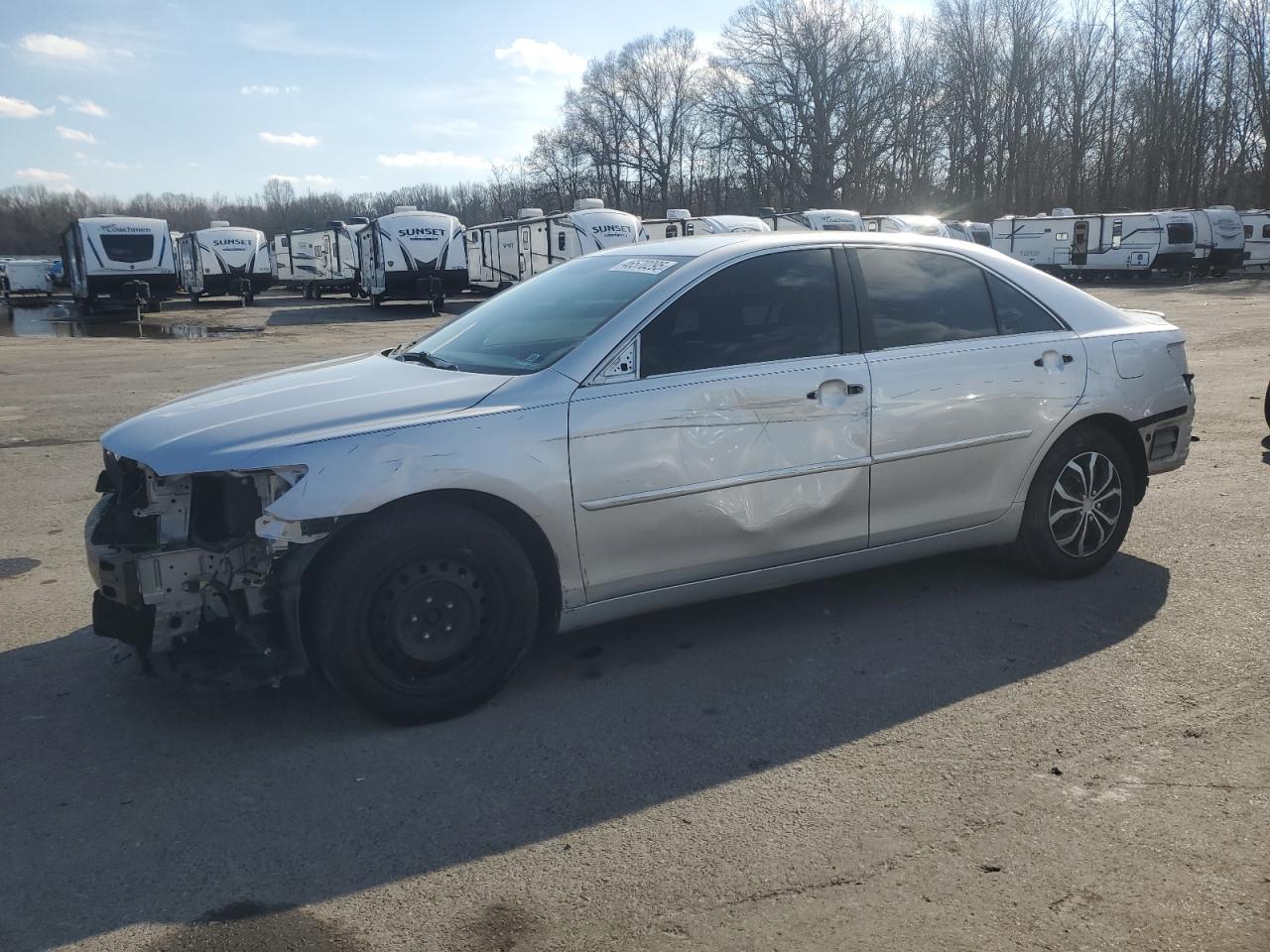 TOYOTA CAMRY BASE 2010