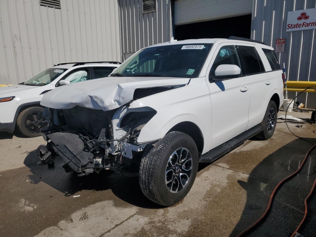 FORD EXPEDITION 2022