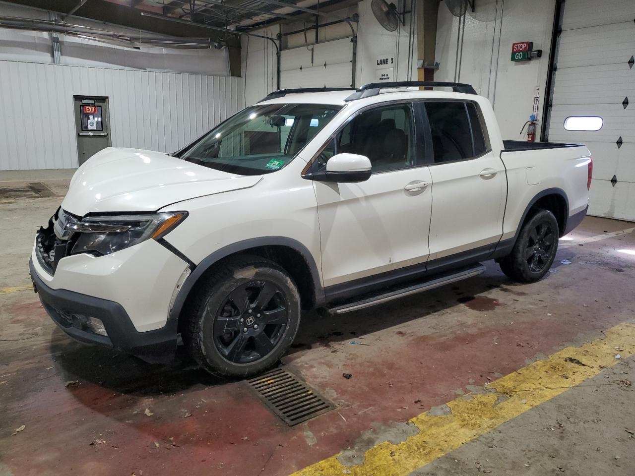 HONDA RIDGELINE 2017