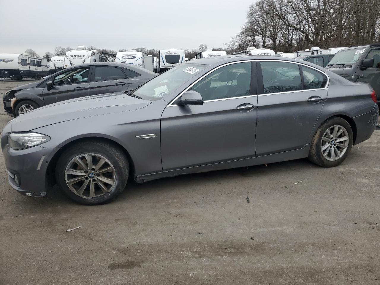 BMW 528 XI 2015