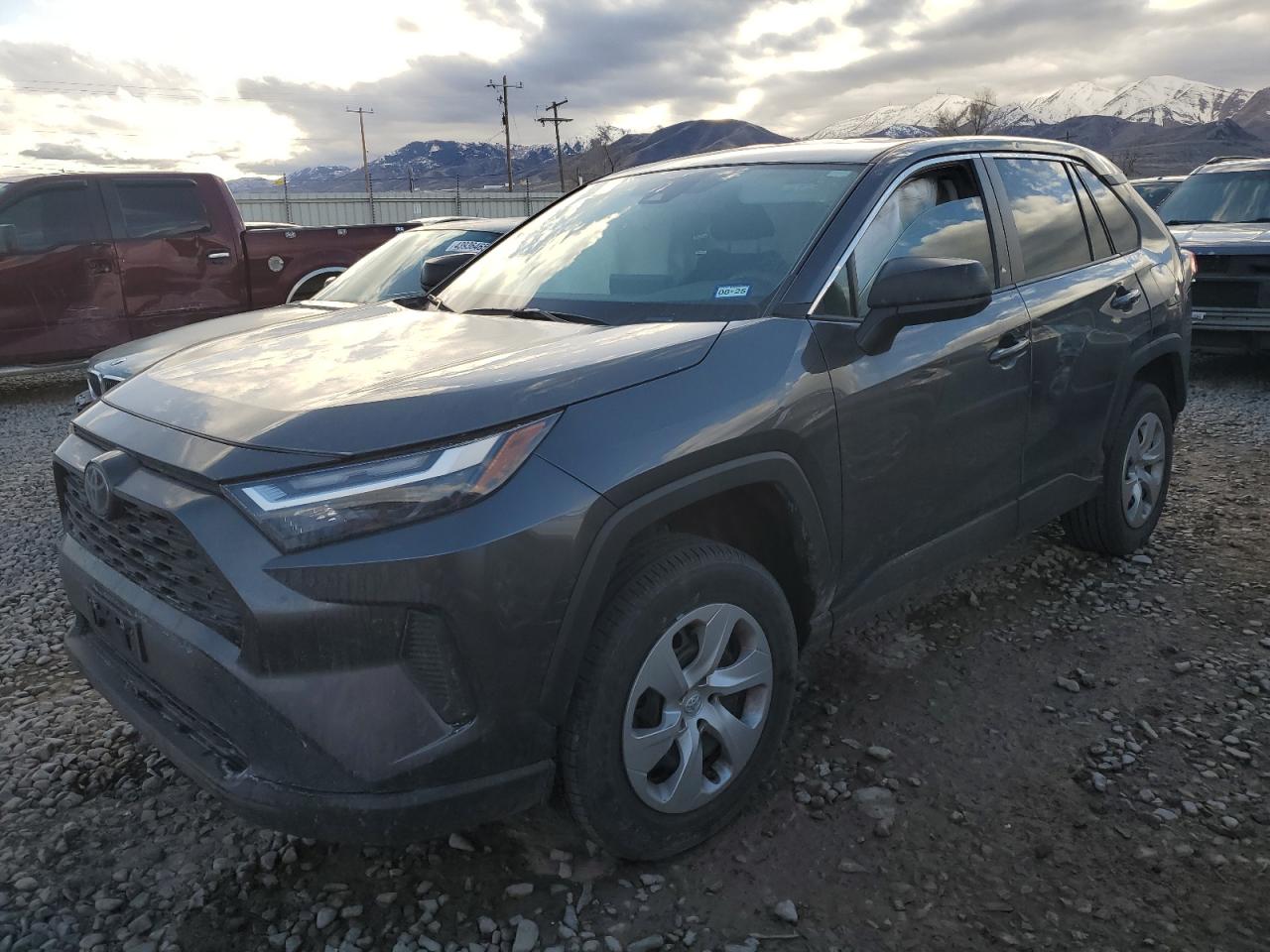 TOYOTA RAV4 LE 2023