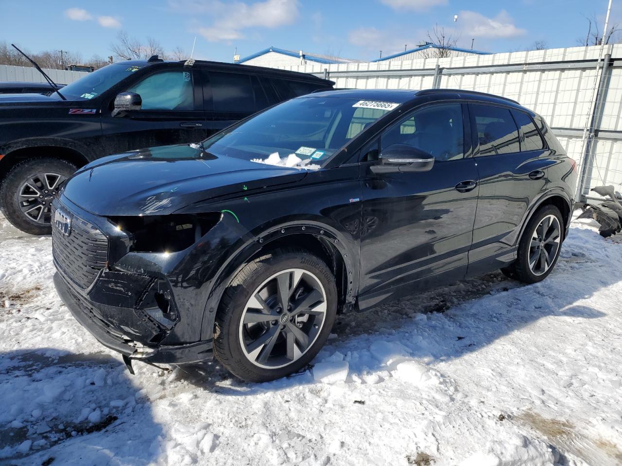 AUDI Q4 E-TRON 2024