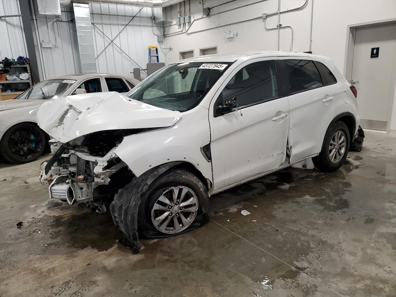 MITSUBISHI RVR SE 2021