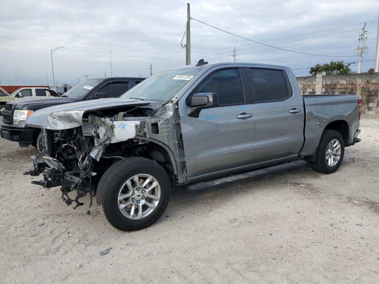 CHEVROLET SILVERADO 2024