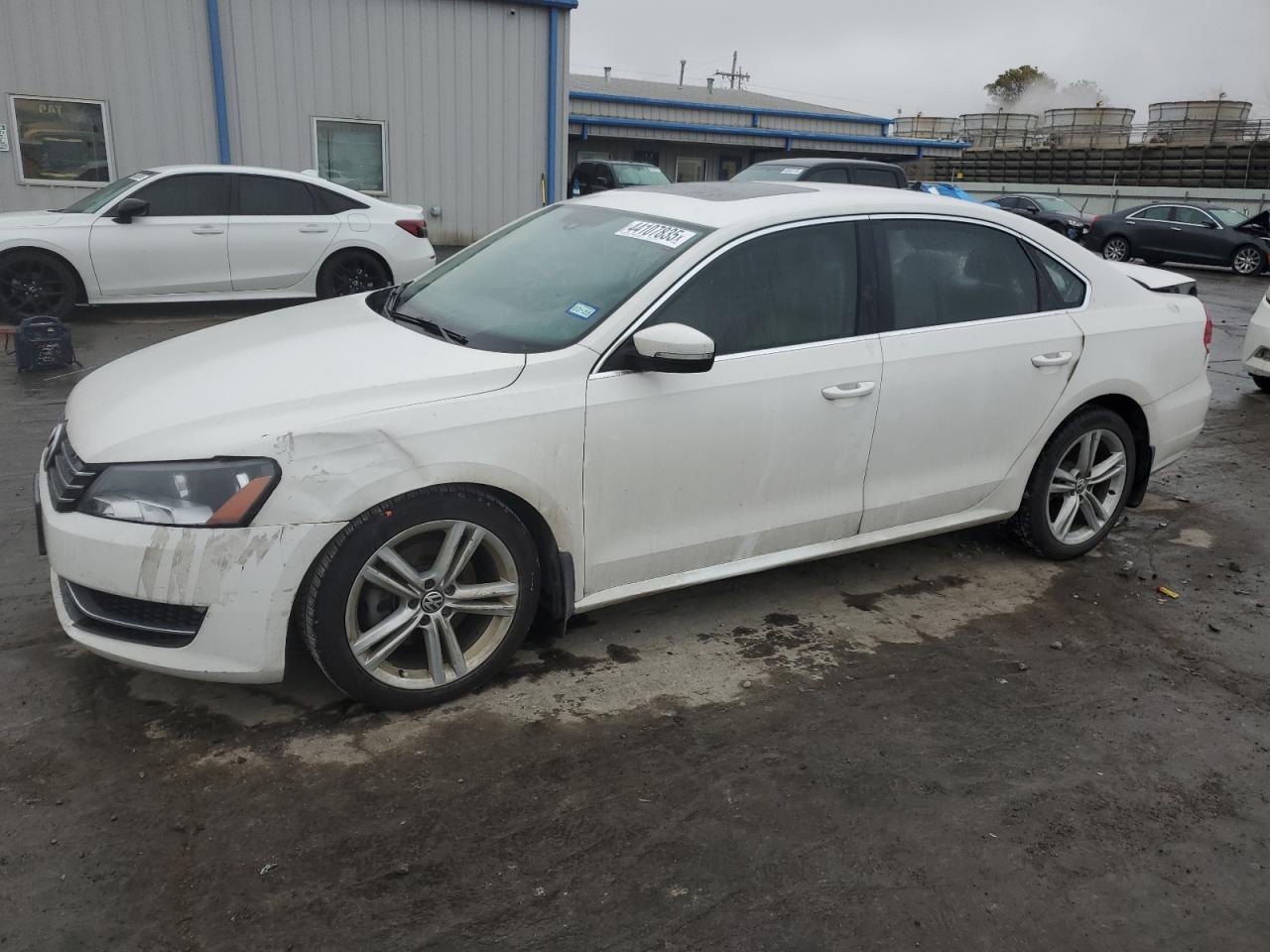 VOLKSWAGEN PASSAT SE 2014