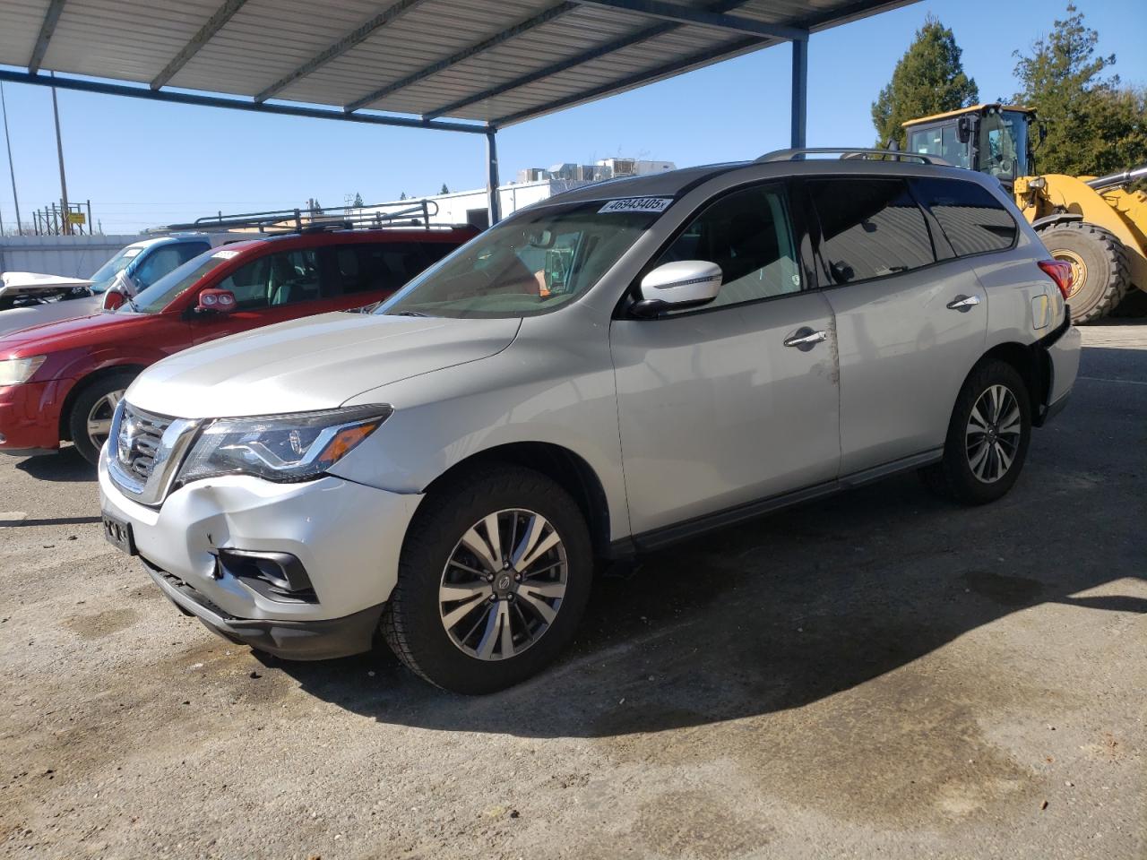 NISSAN PATHFINDER 2017