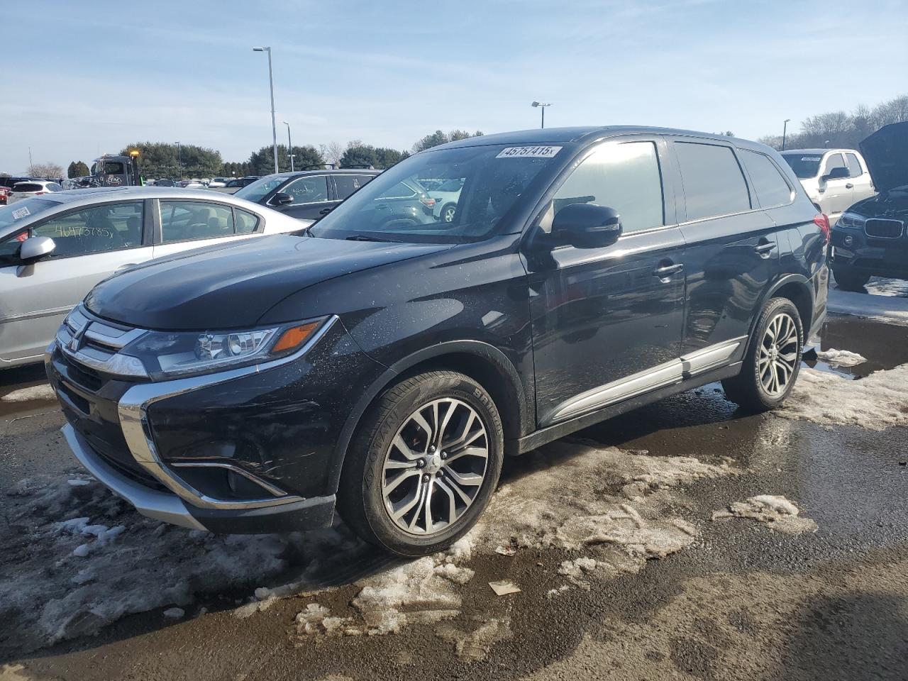 MITSUBISHI OUTLANDER 2017