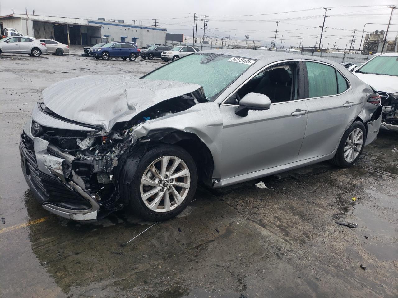 TOYOTA CAMRY LE 2023