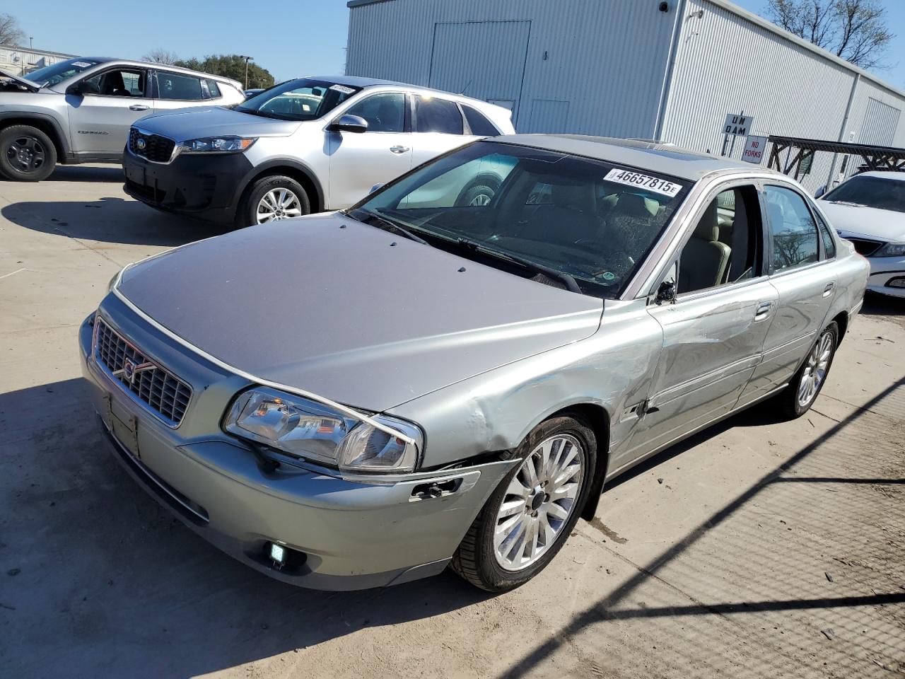 VOLVO S80 2004