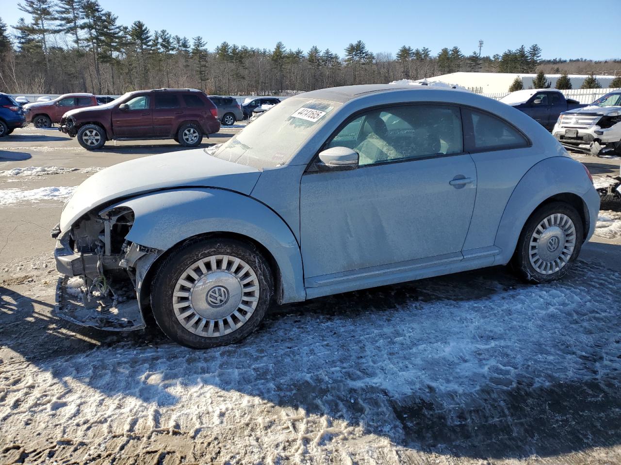 VOLKSWAGEN BEETLE 2013