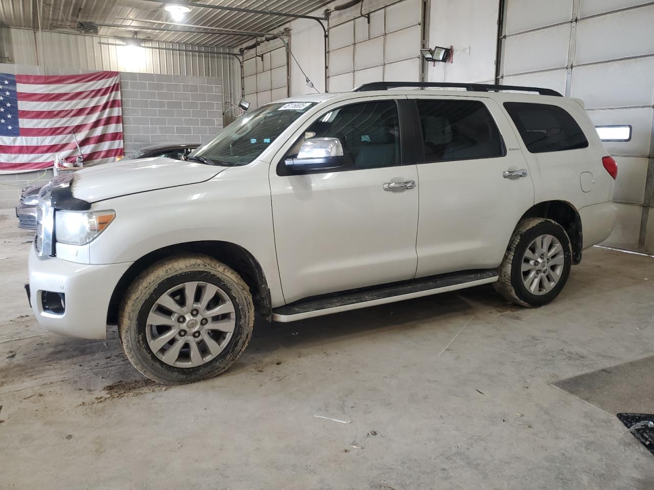 TOYOTA SEQUOIA PL 2013