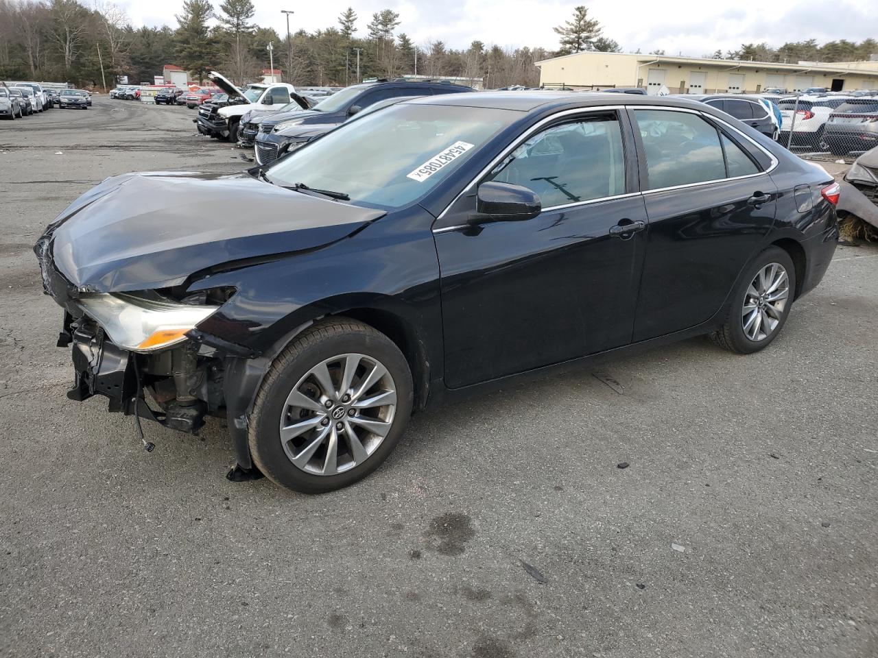 TOYOTA CAMRY LE 2016