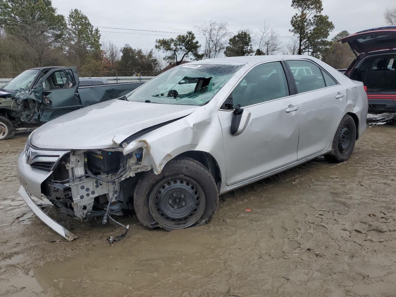 TOYOTA CAMRY L 2013
