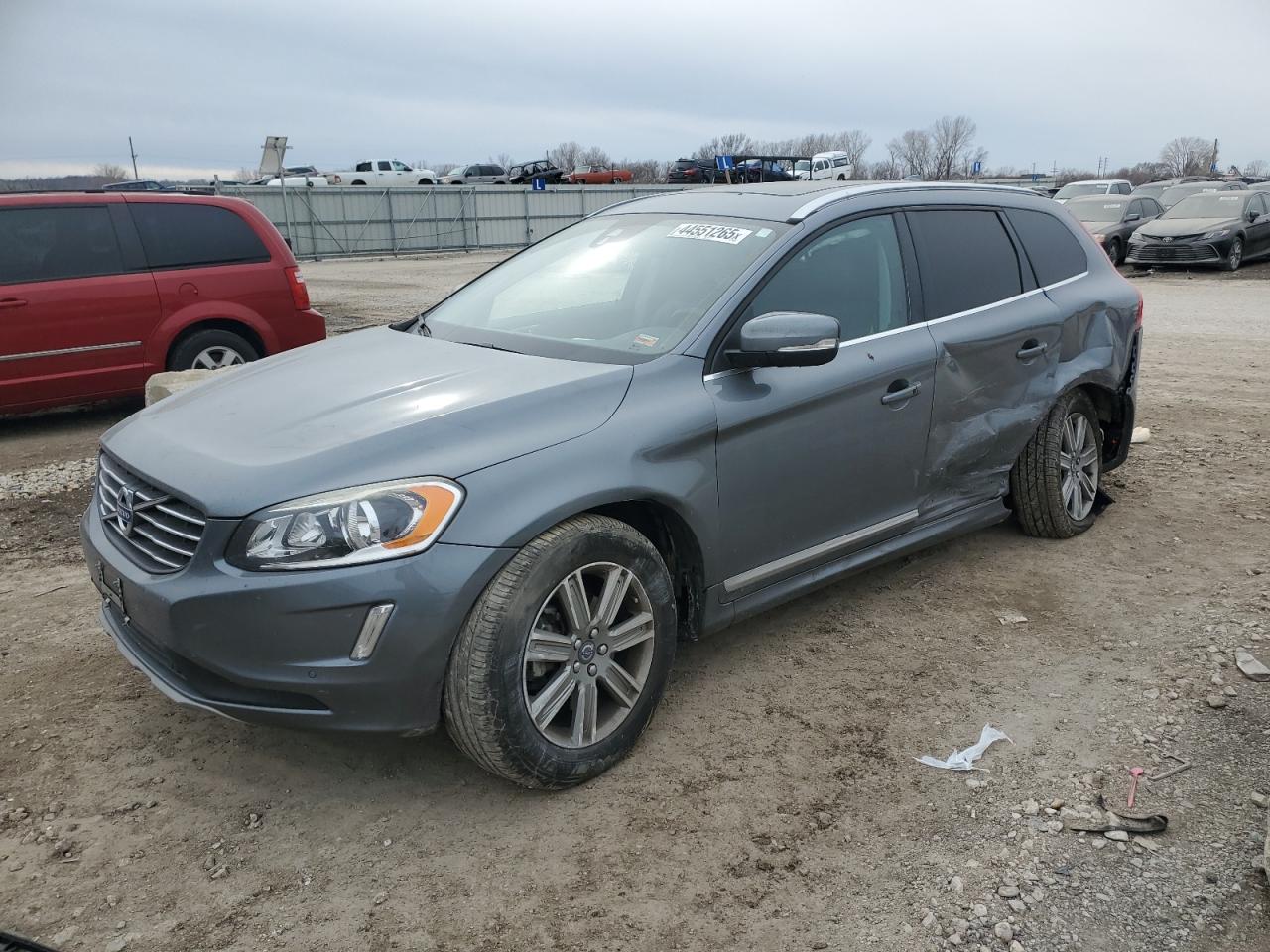 VOLVO XC60 T6 PR 2016