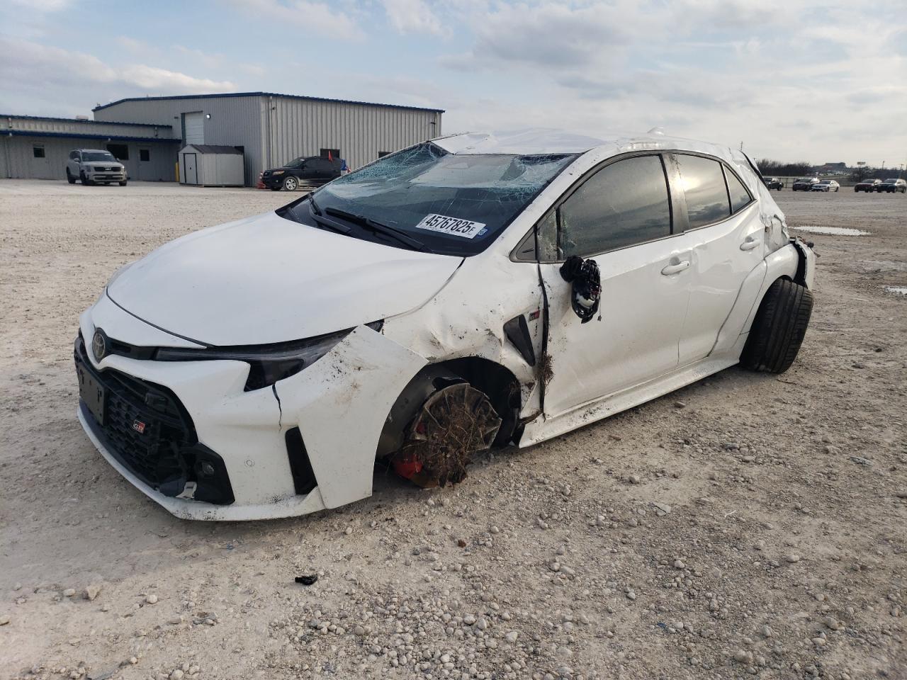 TOYOTA GR COROLLA 2024