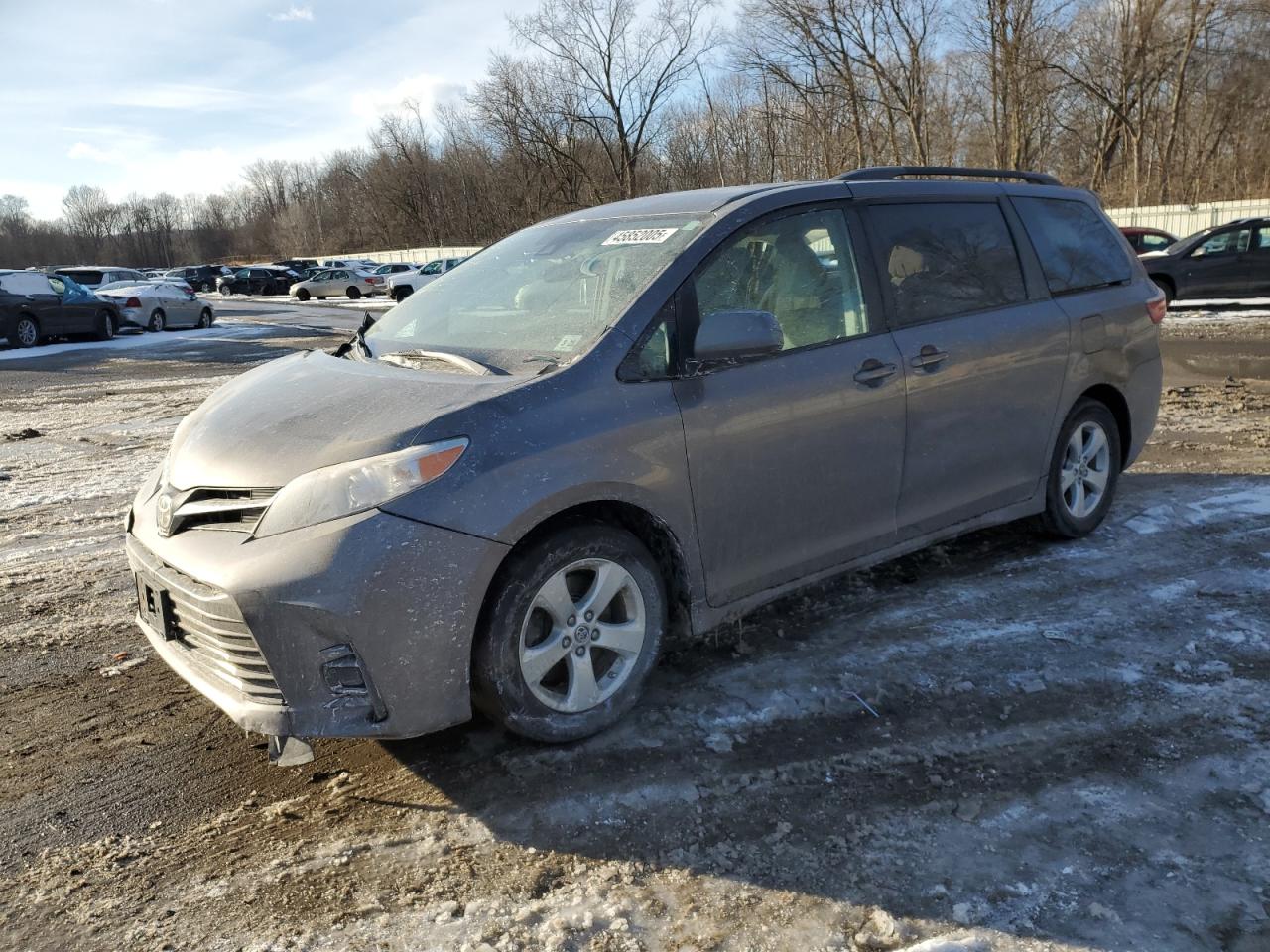 TOYOTA SIENNA LE 2020