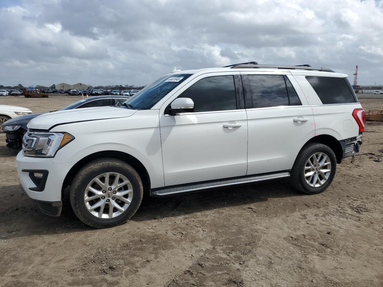 FORD EXPEDITION 2021