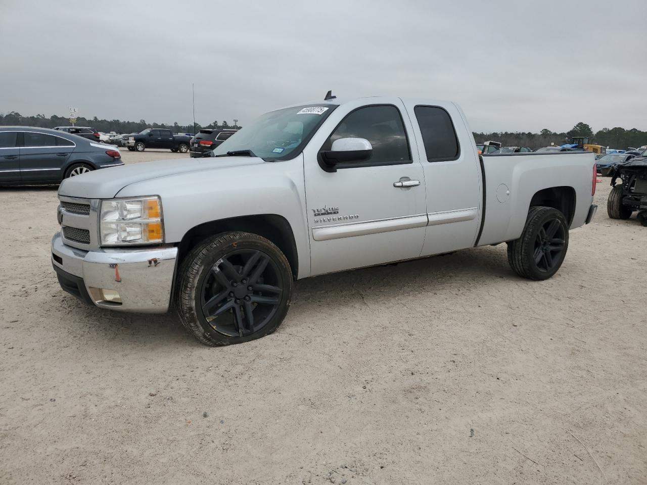 CHEVROLET SILVERADO 2012