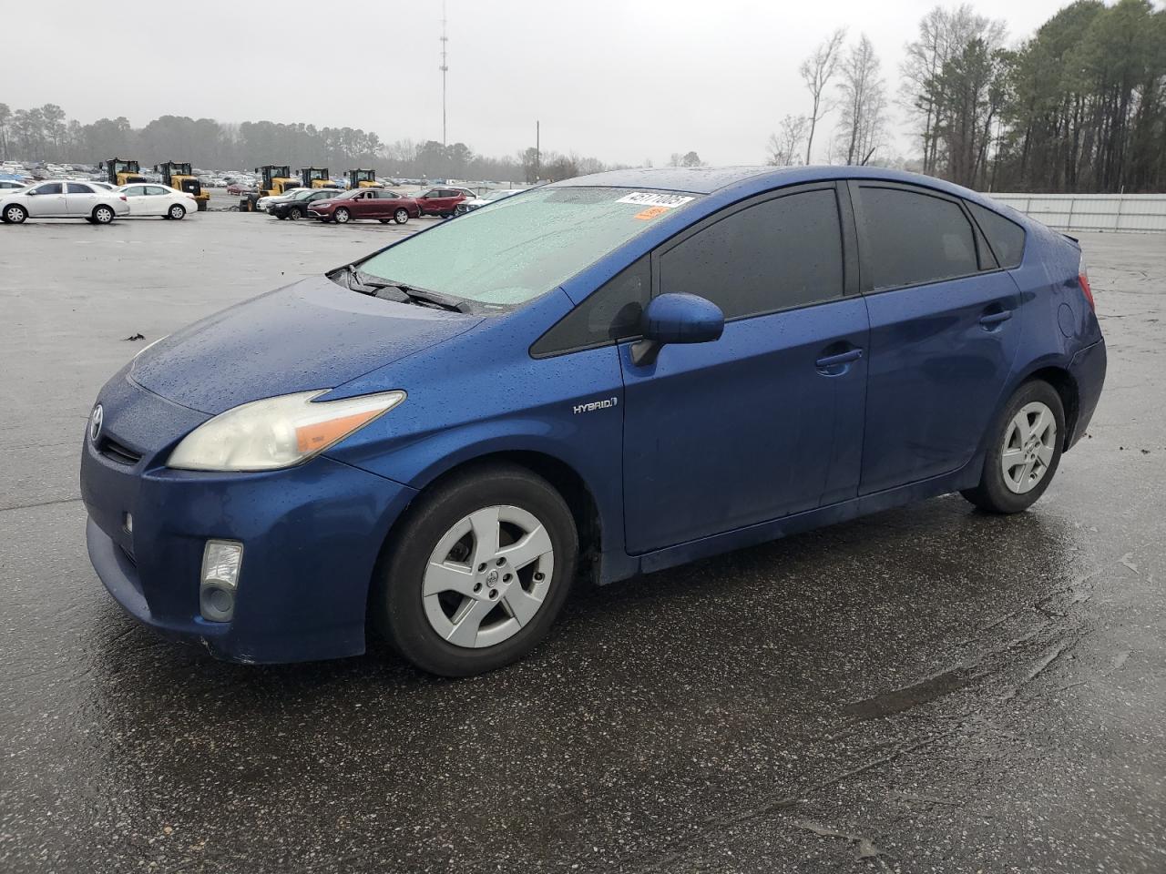 TOYOTA PRIUS 2011