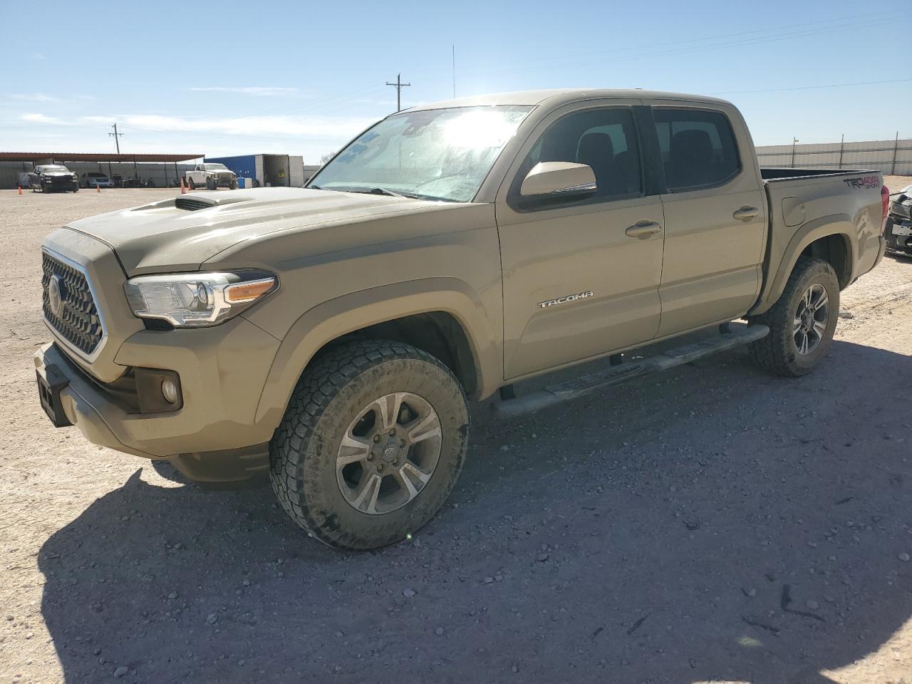 TOYOTA TACOMA DOU 2018