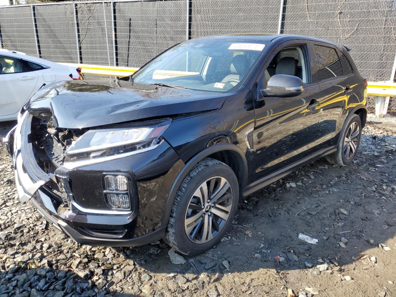 MITSUBISHI OUTLANDER 2023