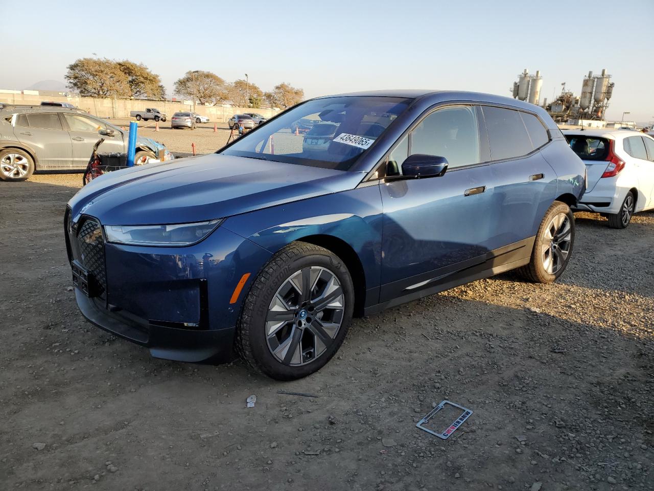 BMW IX XDRIVE5 2025