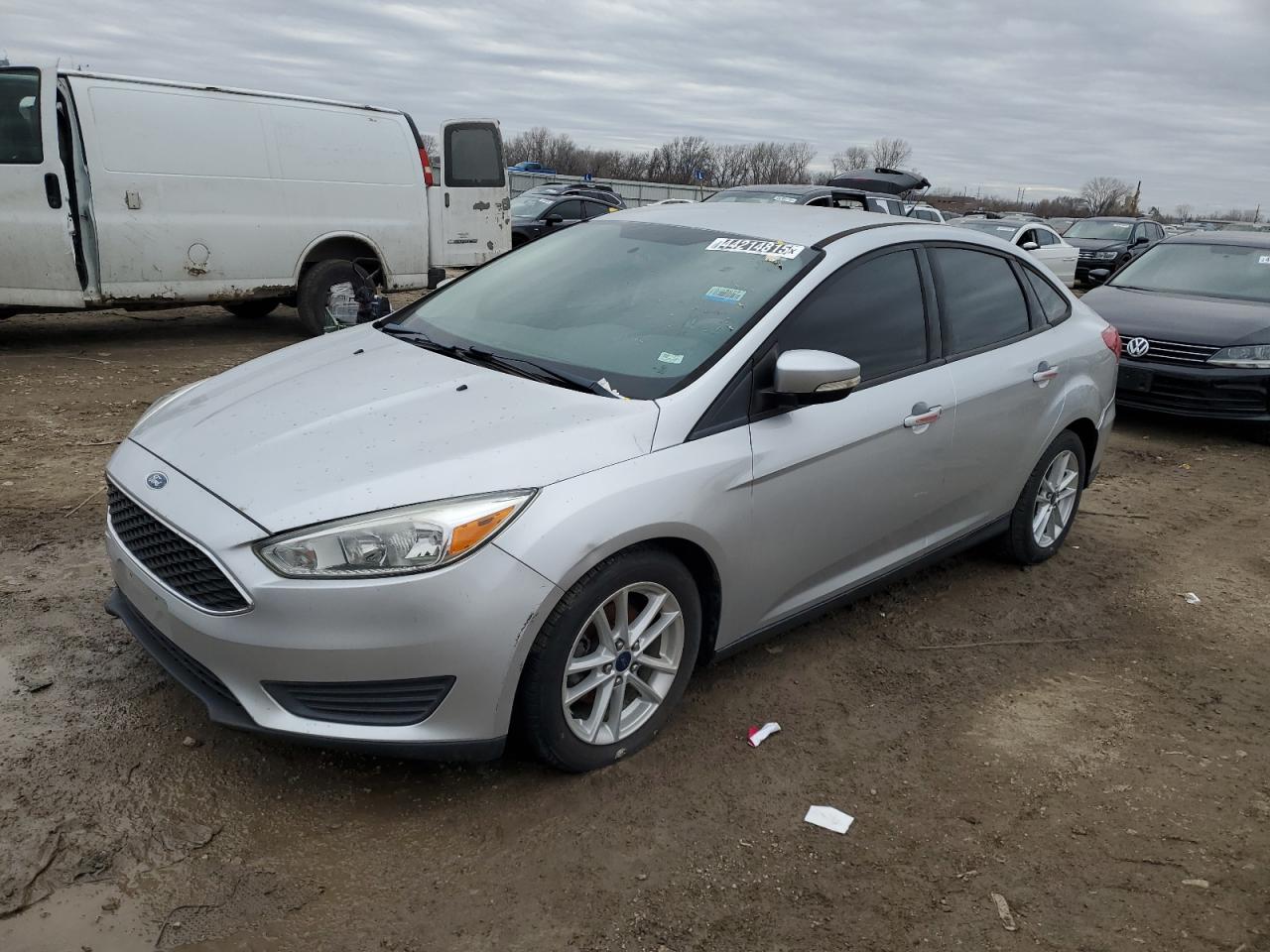 FORD FOCUS SE 2016