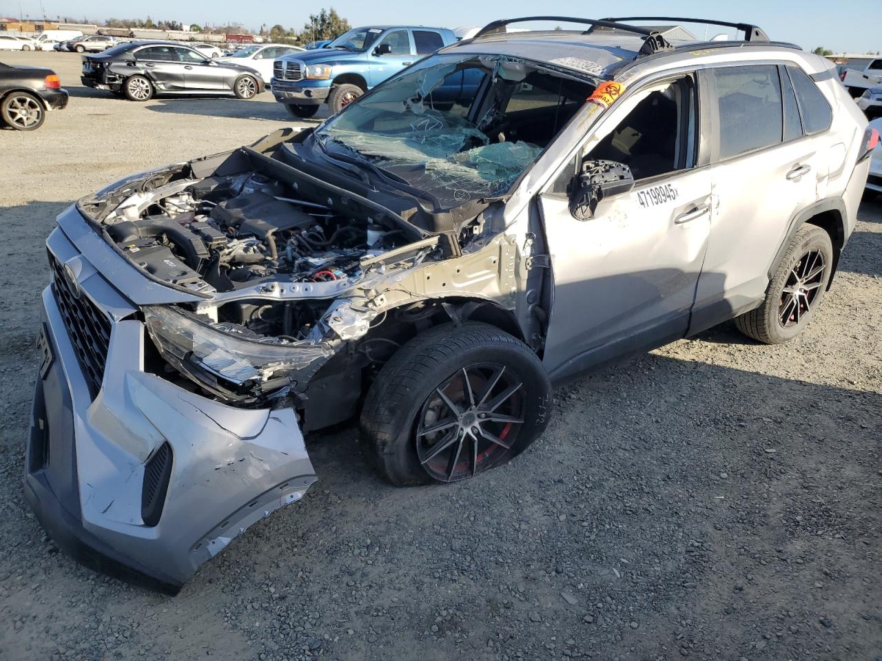 TOYOTA RAV4 LE 2020