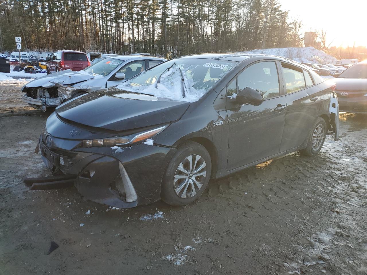 TOYOTA PRIUS PRIM 2021