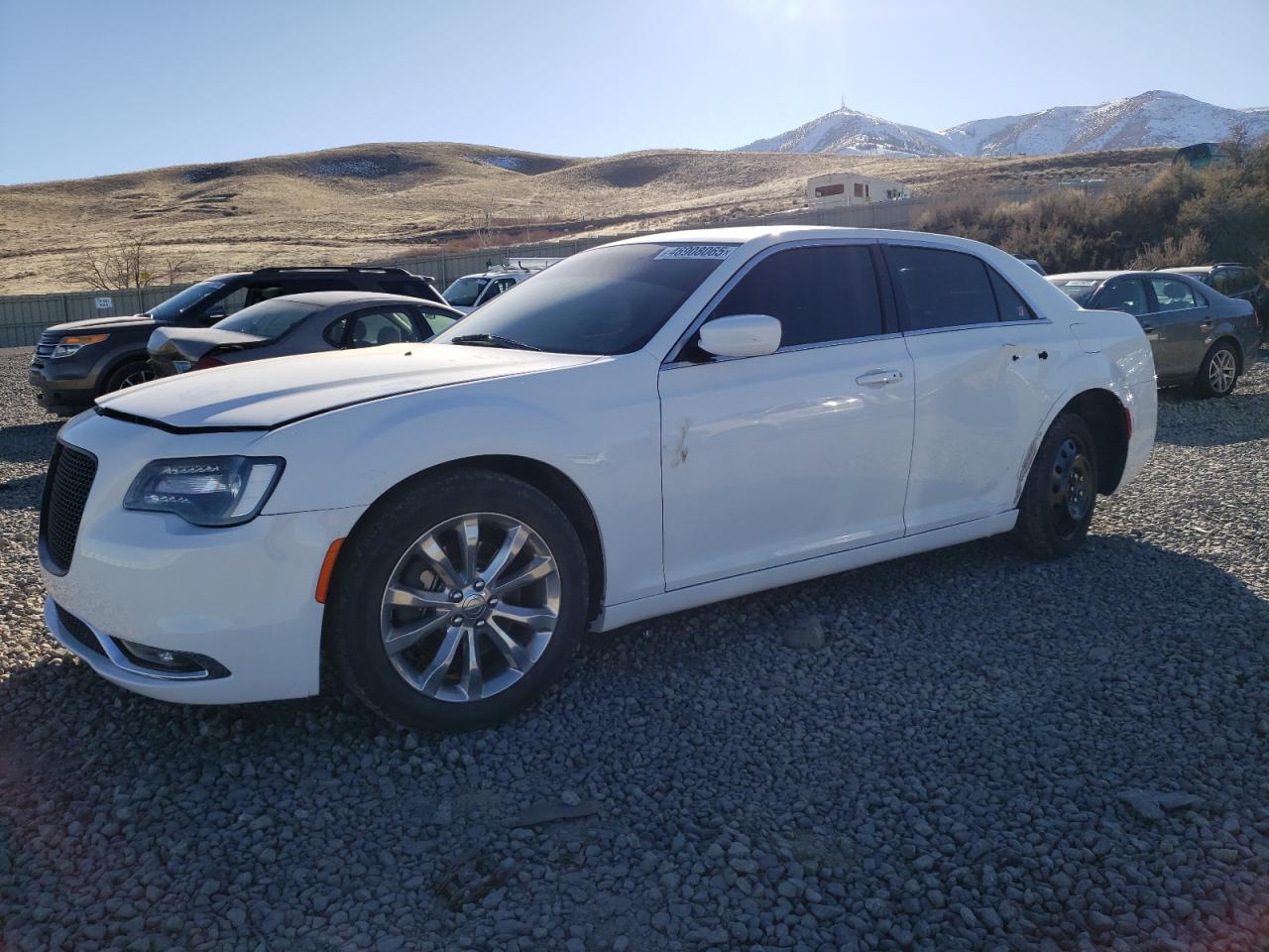CHRYSLER 300 TOURIN 2018